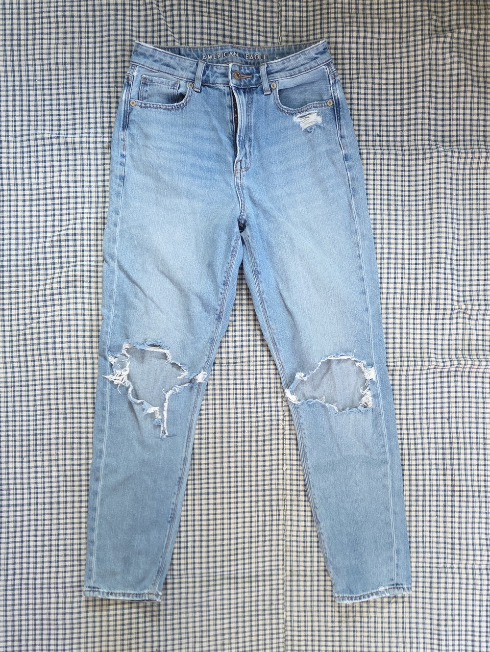 American Eagle Straight Leg Jeans